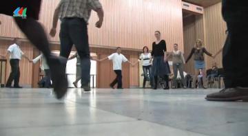 Tanečný dom so skupinou Parapács Tanečný dom so skupinou Parapács