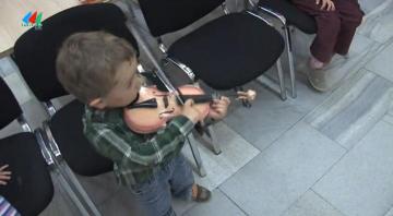 Tanečný dom so skupinou Parapács Tanečný dom so skupinou Parapács