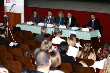 Konferencia: Dlhodobá nezamestnanosť v rukách VÚC Konferencia: Dlhodobá nezamestnanosť v rukách VÚC