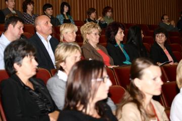 Konferencia: Dlhodobá nezamestnanosť v rukách VÚC Konferencia: Dlhodobá nezamestnanosť v rukách VÚC