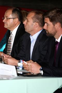 Konferencia: Dlhodobá nezamestnanosť v rukách VÚC Konferencia: Dlhodobá nezamestnanosť v rukách VÚC