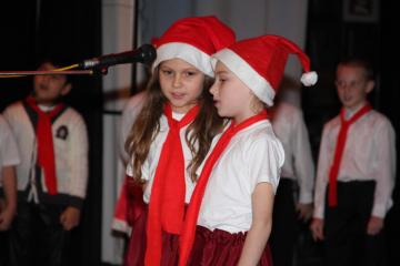 Predvianočný program Z F. Kazinczyho v Tornali Predvianočný program Z F. Kazinczyho v Tornali