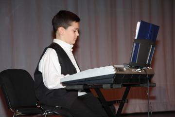 Predvianočný program Z F. Kazinczyho v Tornali Predvianočný program Z F. Kazinczyho v Tornali
