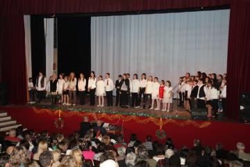 Predvianočný program Z F. Kazinczyho v Tornali Predvianočný program Z F. Kazinczyho v Tornali