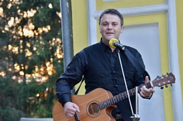 Kladenie vencov z príležitosti Dňa aradských mučen Kladenie vencov z príležitosti Dňa aradských mučen