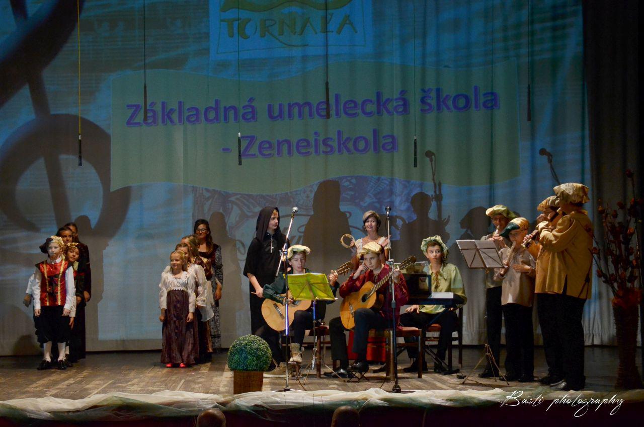 Fotogaléria Večer tornažských kôl, otvorenie Dní mesta 2015 (86) Večer tornažských kôl, otvorenie Dní mesta 2015