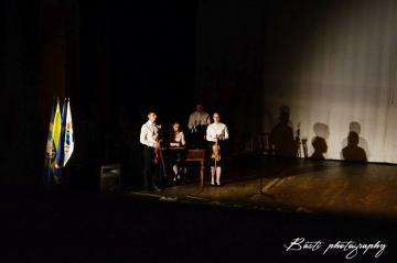OKA MIH - predstavenie folklórneho súboru Hornád OKA MIH - predstavenie folklórneho súboru Hornád