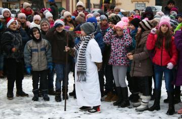 Mikuláš pod vianočným stromčekom mesta Mikuláš pod vianočným stromčekom mesta